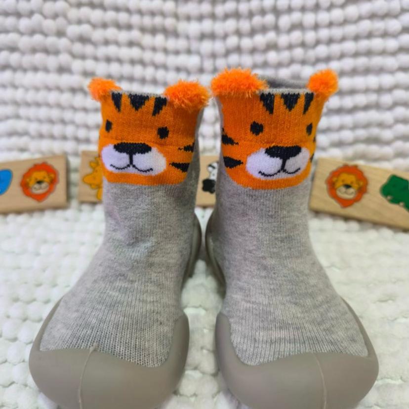 TENIS COMODOS PARA BEBES + GORRO Y BUFANDA GRATIS 👶